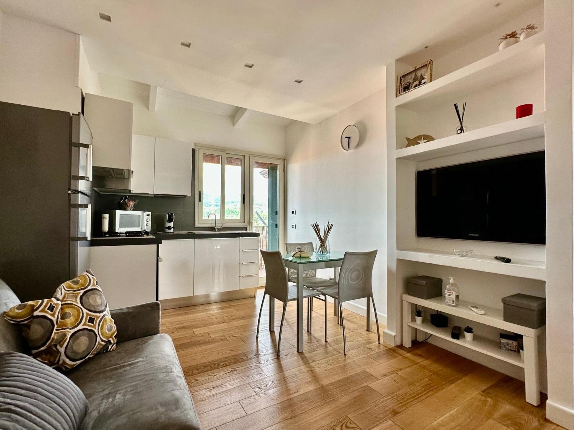 Suite Delicia Apartment - Appartamento Con Terrazza ナポリ エクステリア 写真