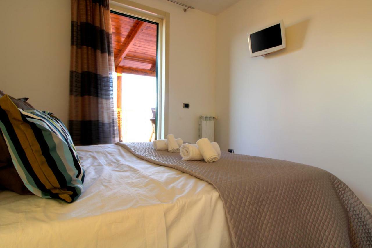 Suite Delicia Apartment - Appartamento Con Terrazza ナポリ エクステリア 写真